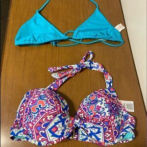 Set of 2 bikini tops size medium